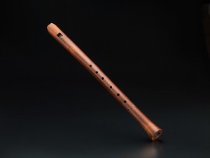 Bassano (workshop active 1530–1650, Venice and London) Tenor Recorder, ca. 1600 Boxwood; Length 625 mm, fipple 63 mm. Width of labium 16 mm The Metropolitan Museum of Art, New York, Purchase, Amati Gifts, 2010 (2010.205) http://www.metmuseum.org/Collections/search-the-collections/506723